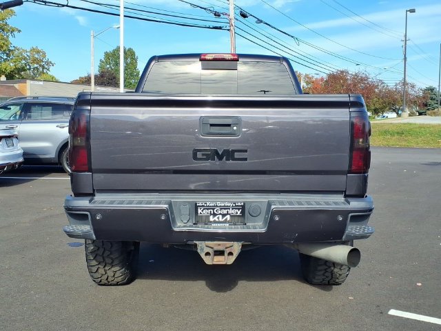 Used 2015 GMC Sierra 2500 Denali w/ Duramax Plus Package AWD/4WD image 5