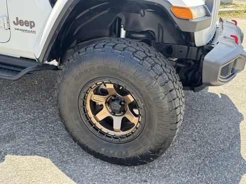 Used 2020 Jeep Wrangler Unlimited Rubicon AWD/4WD image 7