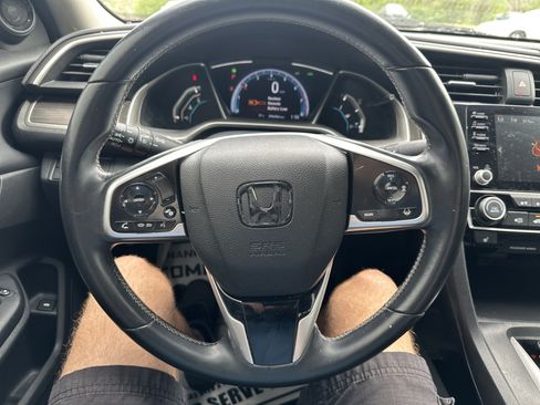 Used 2020 Honda Civic EX image 17