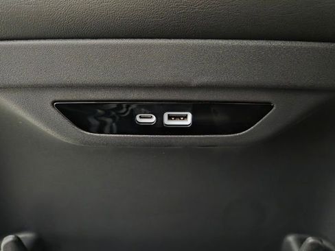 New 2026 Chrysler Pacifica Select image 30