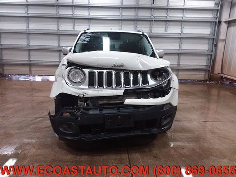 Used 2016 Jeep Renegade Limited image 7