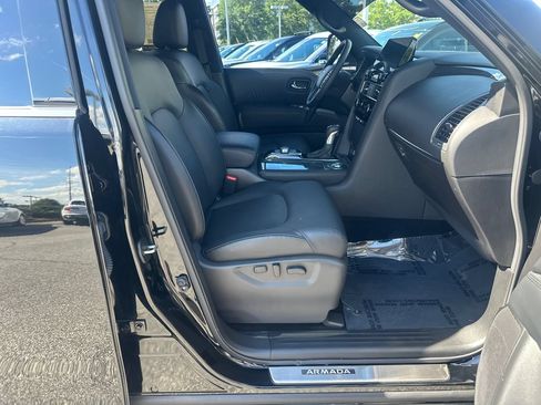 Used 2024 Nissan Armada SL w/ Midnight Edition Package RWD image 11