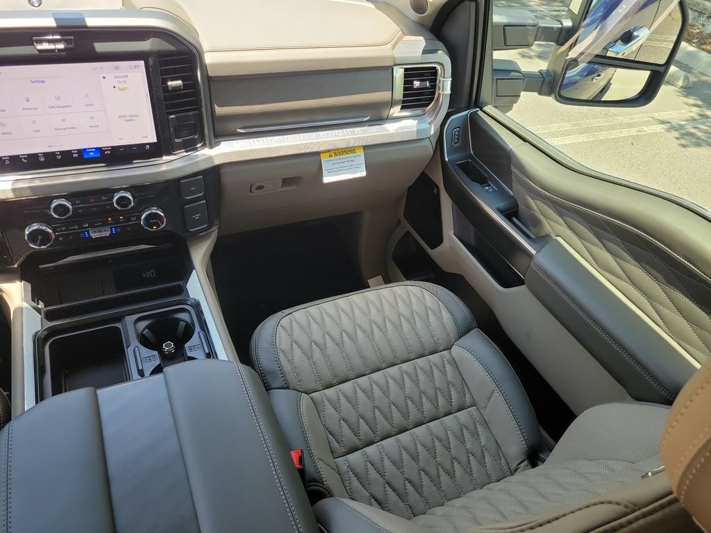 New 2026 Ford F250 Platinum w/ Platinum Plus Package AWD/4WD image 12