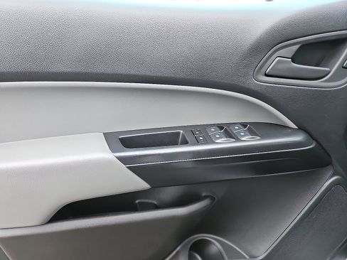 Certified 2022 Chevrolet Colorado W/T w/ WT Convenience Package image 12