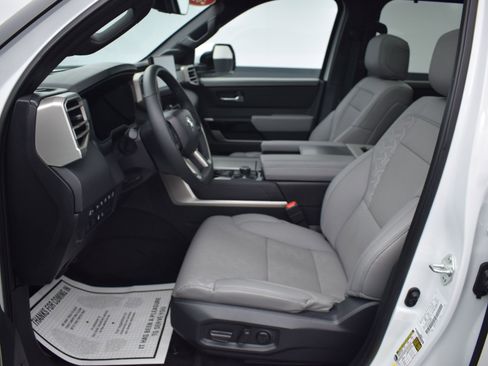 Used 2025 Toyota Sequoia Limited image 20