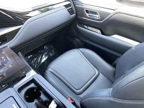Certified 2026 INFINITI QX80 Pure w/ Cargo Package AWD/4WD image 19