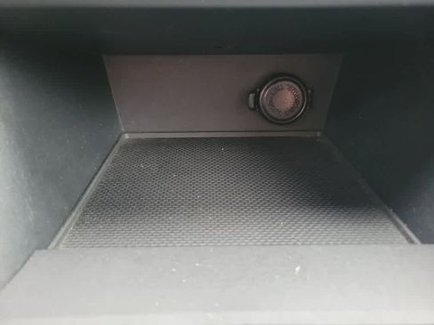 Used 2018 Subaru Crosstrek 2.0i Limited AWD/4WD image 17