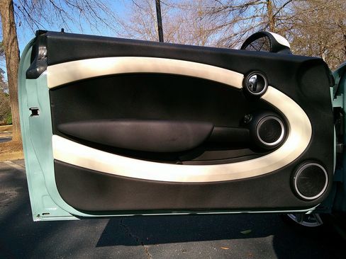 Used 2013 MINI Cooper S image 15