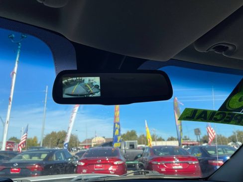 Used 2018 RAM 1500 Tradesman image 32