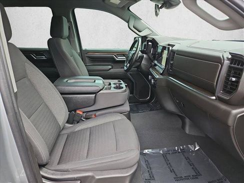 Certified 2023 Chevrolet Silverado 1500 LT AWD/4WD image 27