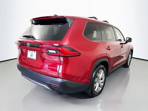Used 2024 Toyota Grand Highlander AWD image 5