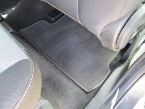 Used 2017 Ford Escape SE image 60