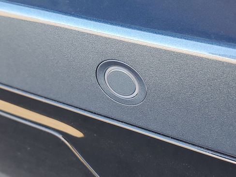 New 2027 Lincoln Navigator Reserve AWD/4WD image 6