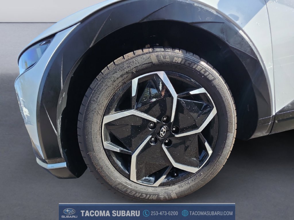 Used 2024 Hyundai Ioniq 5 SEL AWD/4WD image 9