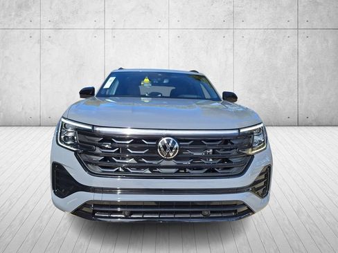 New 2026 Volkswagen Atlas Cross Sport SEL R-Line image 8
