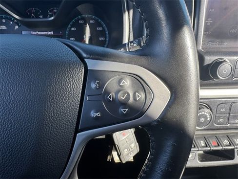Used 2020 Chevrolet Colorado LT w/ Safety Package image 23