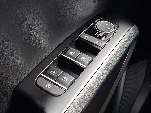 Certified 2023 Kia Soul LX w/ LX Technology Package FWD image 25