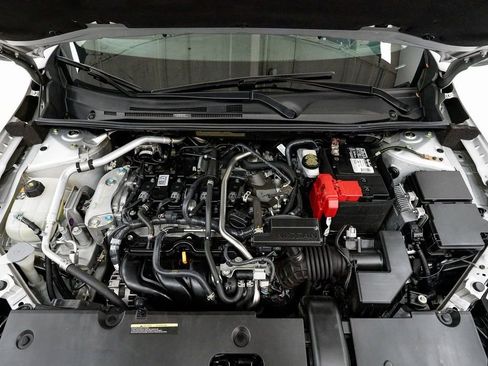 Used 2020 Nissan Sentra SV w/ Electronics Package image 3