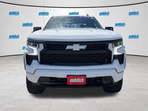 Used 2025 Chevrolet Silverado 1500 RST AWD/4WD image 2