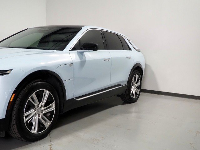 Used 2024 Cadillac Lyriq Tech AWD/4WD image 44