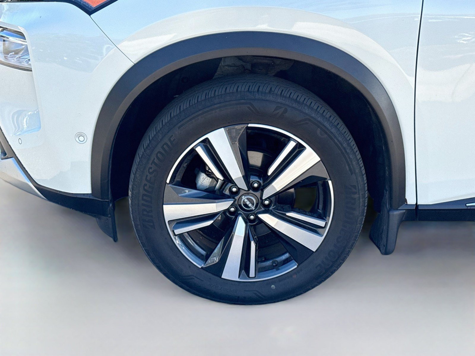 Used 2023 Nissan Rogue Platinum w/ Platinum Premium Package AWD/4WD image 33