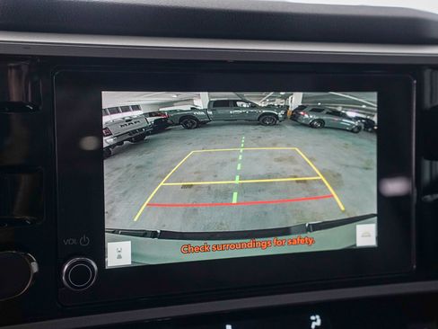 Used 2025 Toyota Tundra SR5 w/ SR5 Convenience Package AWD/4WD image 33