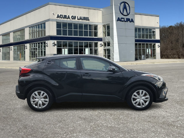 Used 2019 Toyota C-HR LE FWD image 7