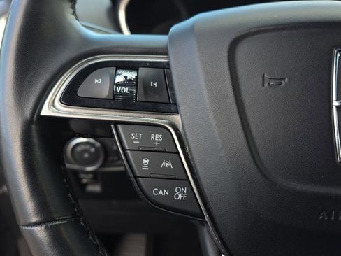 Used 2020 Lincoln Nautilus Reserve w/ Equipment Group 201A image 24