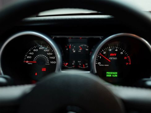 Used 2009 Ford Mustang Shelby GT500 RWD image 37
