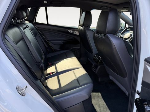 Certified 2023 Volkswagen ID.4 Pro S RWD image 18