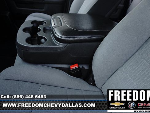 Used 2024 RAM 1500 Classic SLT AWD/4WD image 28
