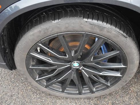 Used 2022 BMW X5 xDrive40i w/ M Sport Package image 13