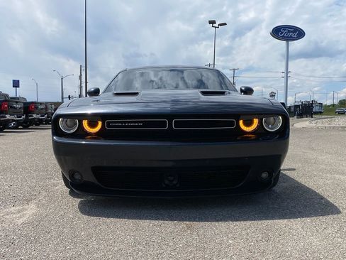 Used 2018 Dodge Challenger SXT Plus RWD image 16