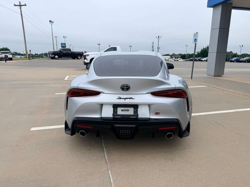 Used 2021 Toyota Supra w/ Safety & Technology Package RWD image 7