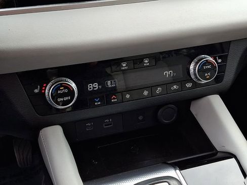 Used 2022 Mitsubishi Outlander SEL image 19