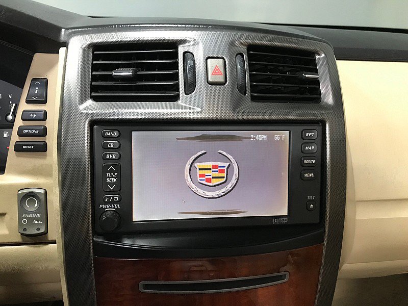 Used 2007 Cadillac XLR RWD image 28