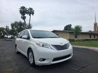Used 2017 Toyota Sienna XLE w/ XLE Navigation Package
