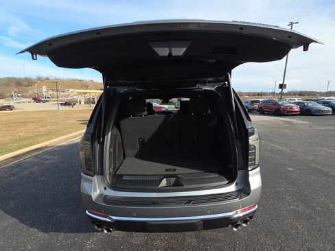 New 2026 Chevrolet Tahoe Premier AWD/4WD image 33