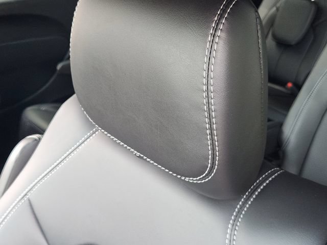 New 2026 Chrysler Pacifica Select FWD image 10