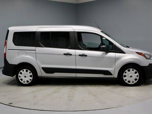 Certified 2021 Ford Transit Connect XL image 11