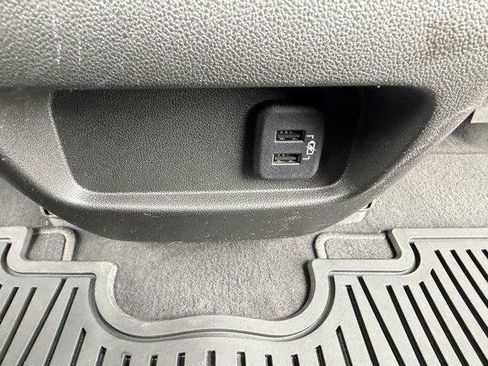 Used 2017 Cadillac XT5 Platinum w/ Driver Assist Package image 17