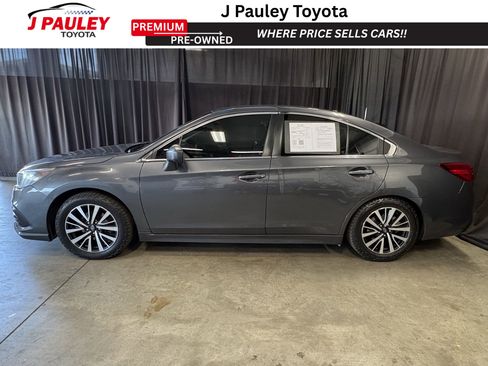 Used 2019 Subaru Legacy 2.5i w/ Alloy Wheel Package image 2