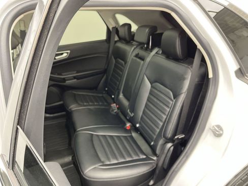 Used 2023 Ford Edge SEL w/ Convenience Package AWD/4WD image 13