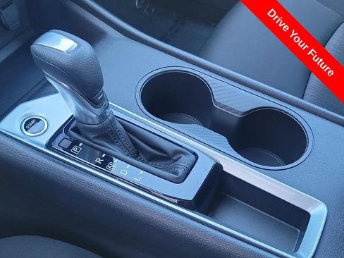 Used 2025 Nissan Altima 2.5 S FWD image 11