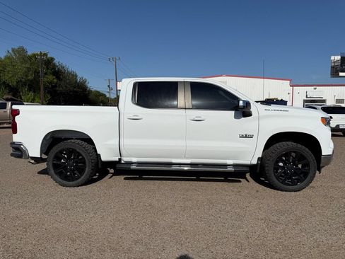 Used 2024 Chevrolet Silverado 1500 LT RWD image 4