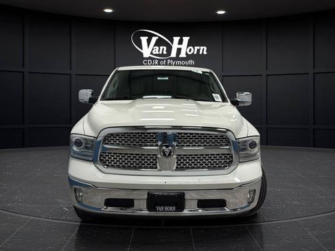 Used 2018 RAM 1500 Laramie AWD/4WD image 8