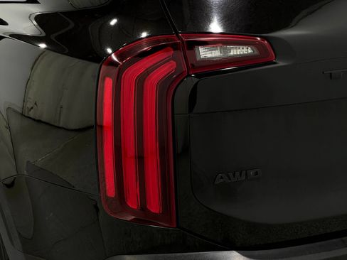 Used 2021 Kia Telluride EX w/ EX Premium Package AWD/4WD image 36