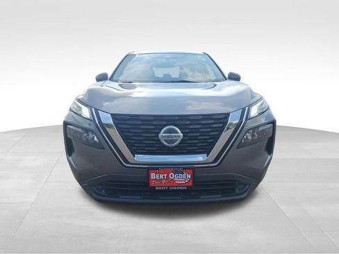 Used 2021 Nissan Rogue S FWD image 2