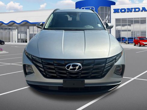 Used 2024 Hyundai Tucson SEL FWD image 2