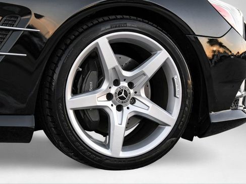 Used 2016 Mercedes-Benz SL 550 image 61